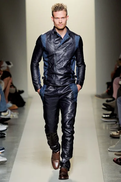 Look 6